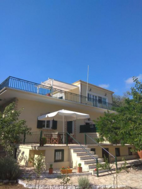 Отель Elias Appartments  Лонгос
